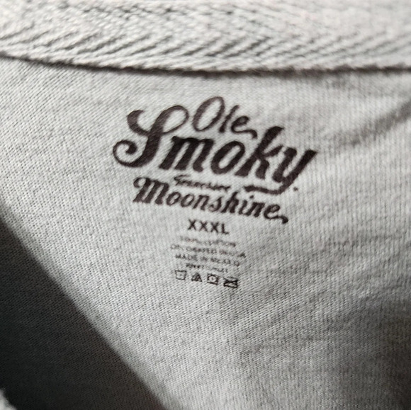 Ole Smoky "It's All Good in the Woods" Graphic Short Sleeve Tshirt - Picture 6 of 6